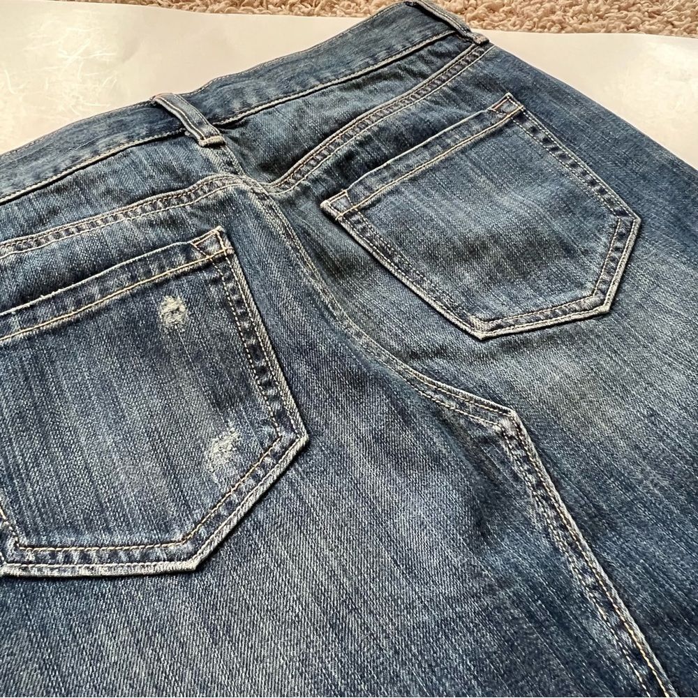 Old Navy Distressed High Waist Mini Denim Jean Skirt Size 0 - Picture 7 of 13